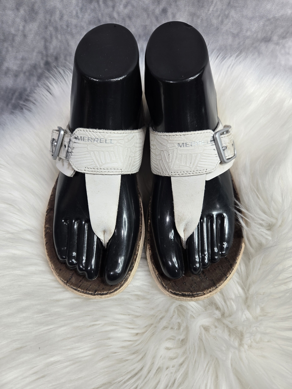 Merrell White Leather Toe-Post Sandals